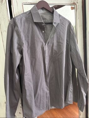 REVERSIBLE Men’s Gray Button-Up Shirt